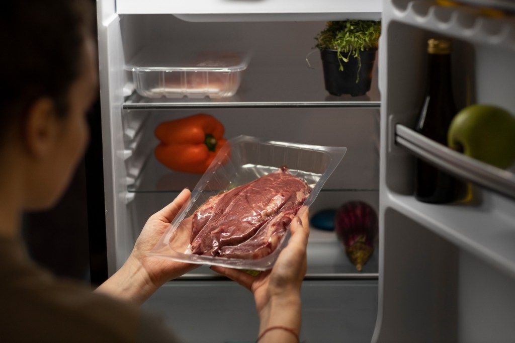 How Long do Animal Protein Foods Last in our refrigerator ?